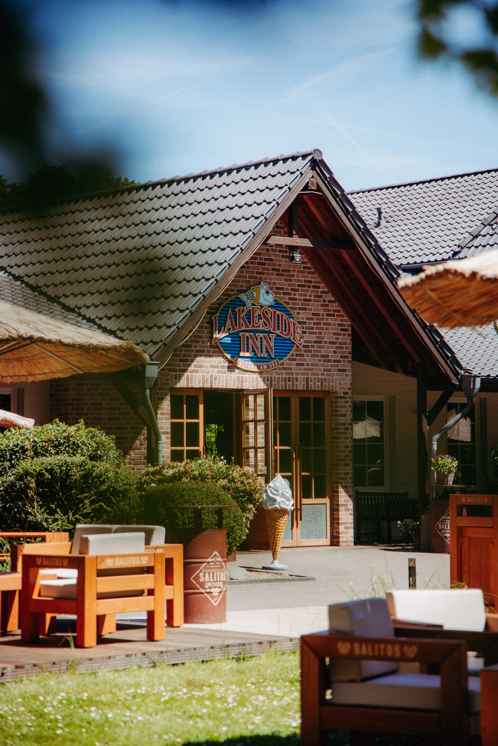 lakesideInn_032025-5-min